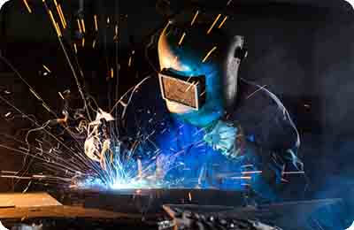 电焊作业的危害及保护装置概述